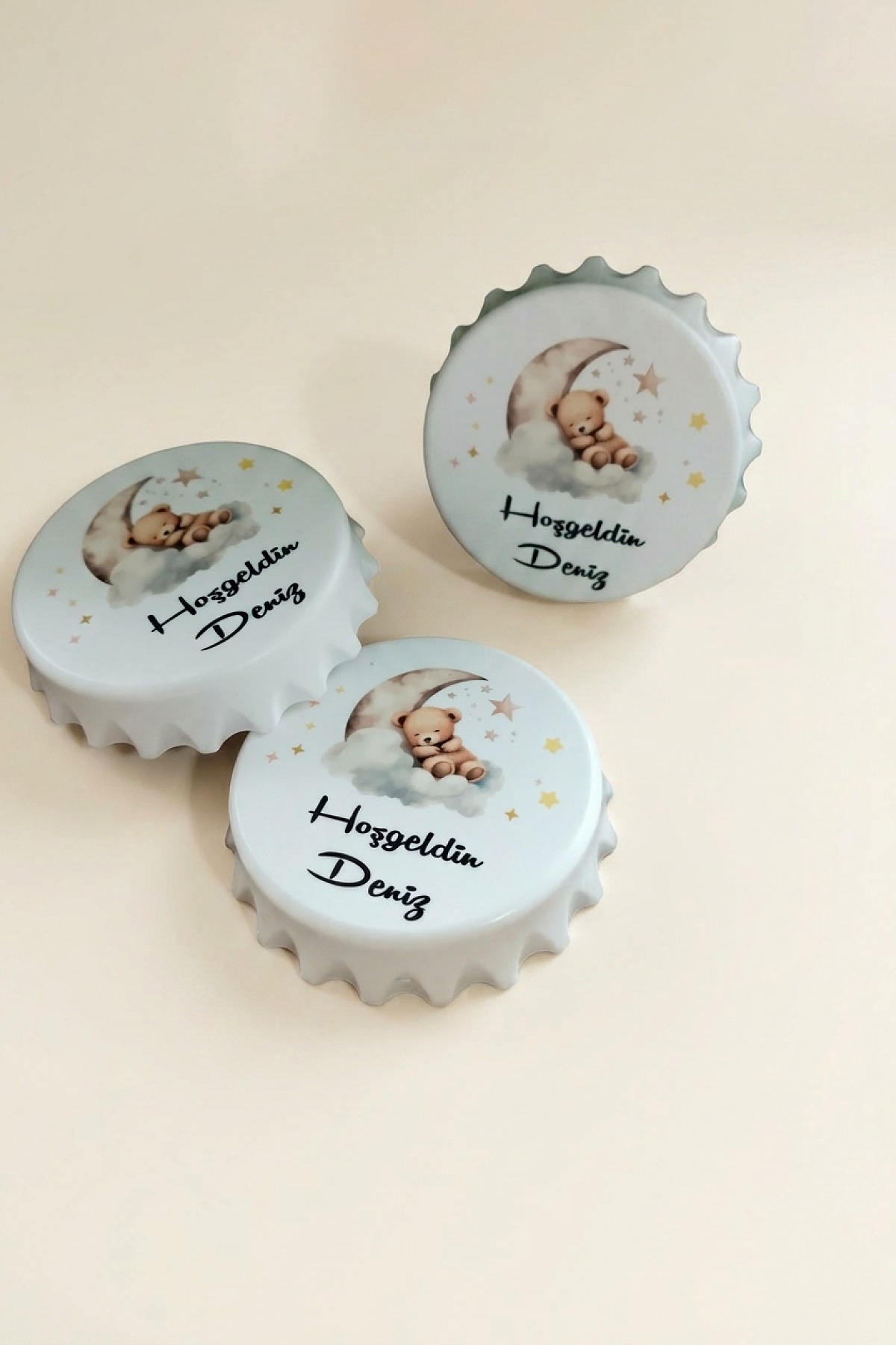 Ayda Uyuyan Bebek Yuvarlak Açacak Magnet Bebek Süsü